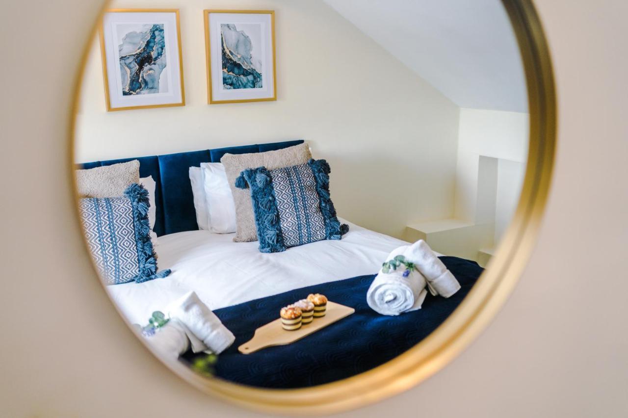 Charming 3-Bed Cottage In Chester, Ideal For Families & Workers, Free Parking - Sleeps 7 ภายนอก รูปภาพ