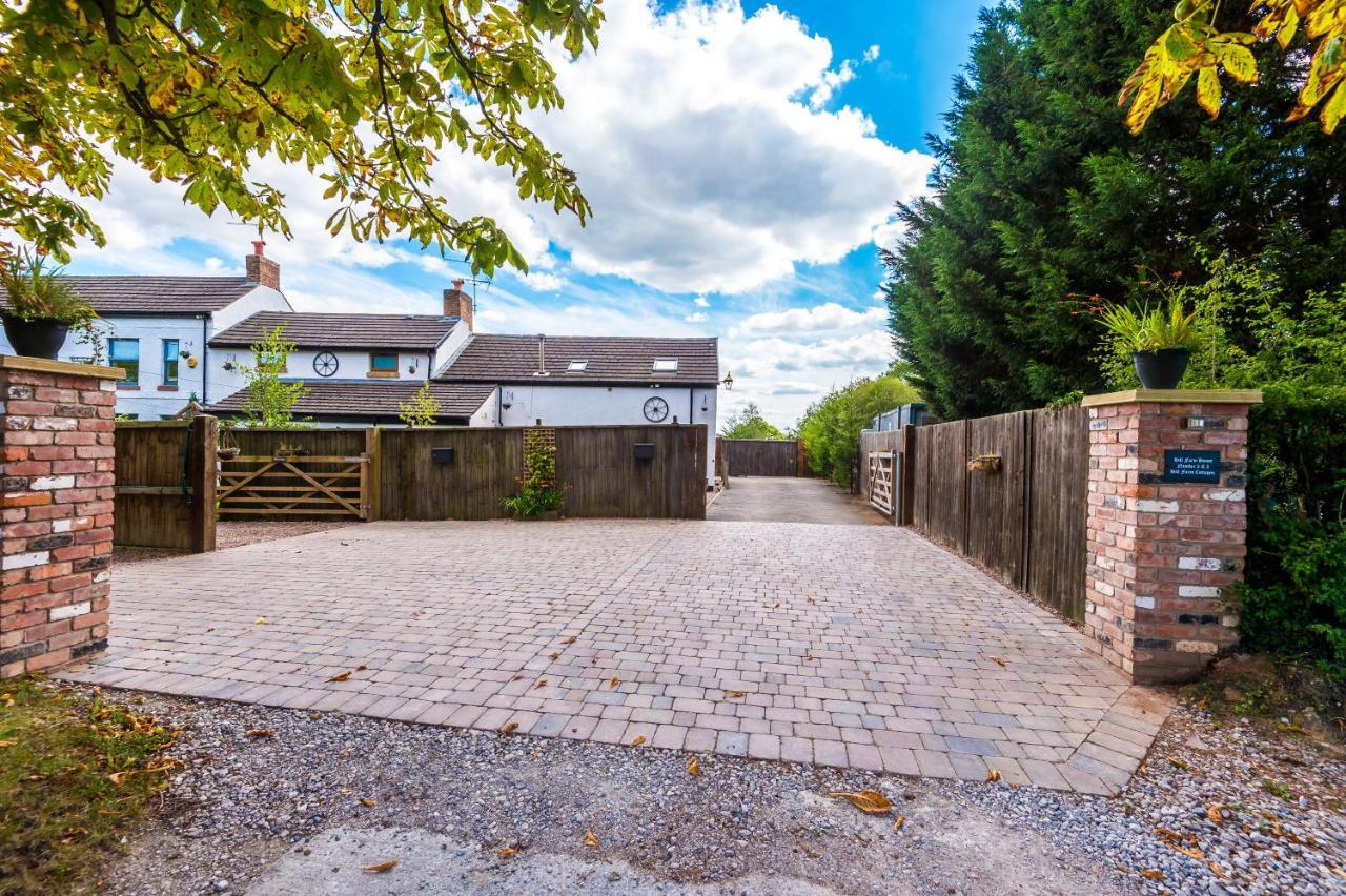 Charming 3-Bed Cottage In Chester, Ideal For Families & Workers, Free Parking - Sleeps 7 ภายนอก รูปภาพ